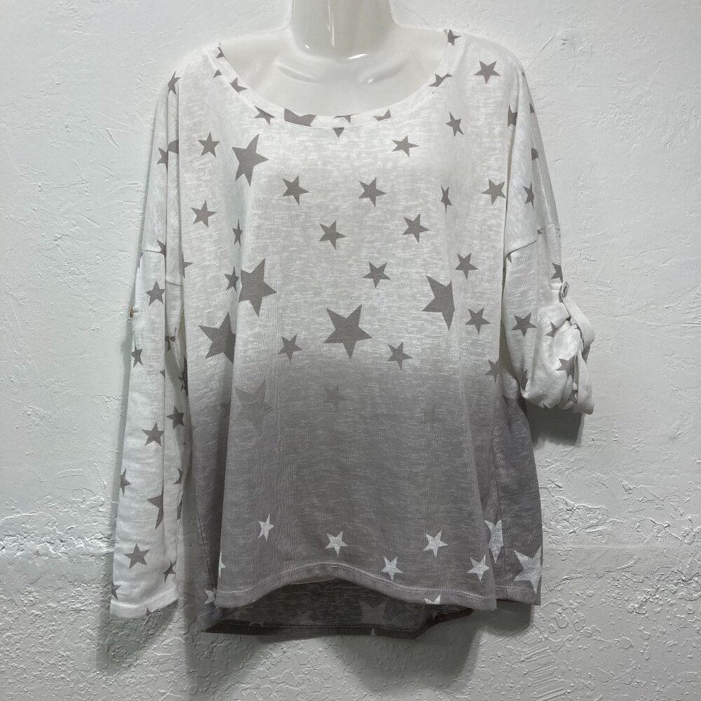 Vecceli Italy Knit Top Long Roll Tab Sleeve Two Tones Stars White High Low Hem